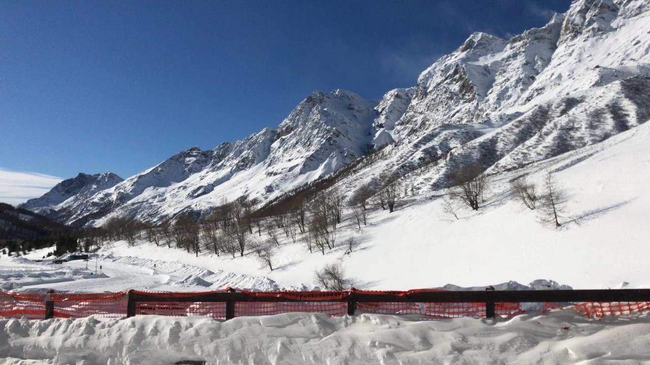 Chat Des Neiges - Cervinia Breuil-Cervinia Exterior photo